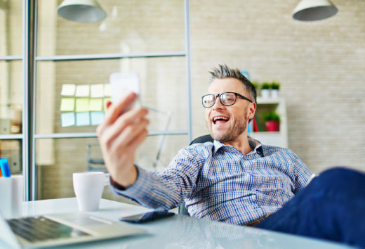 Facebook lancia la versione gratuita di Workplace