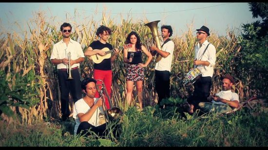 Perché ci piace La Rappresentante di lista? Siamo ospiti notturni che fanno rumore