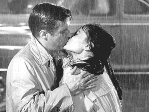 Innamorarsi dell’amore: la condanna di una generazione drogata di emozioni