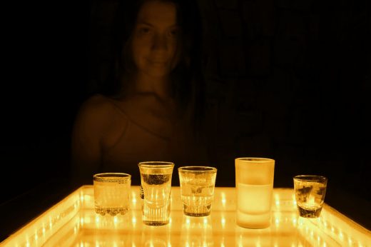 Mixologia dell’umore secondo Mathilde: cosa bere al bar se sei giù. O sù