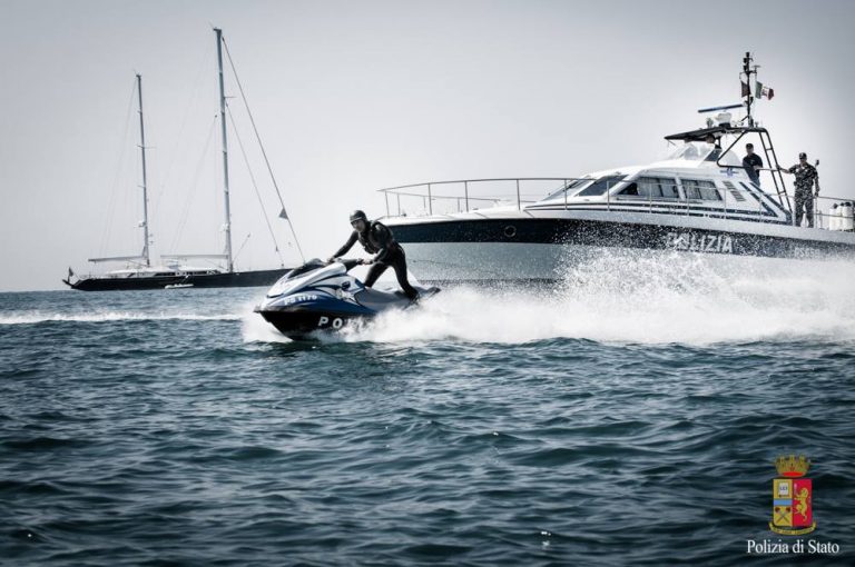 Perché tutti parlano delle moto d’acqua della Polizia
