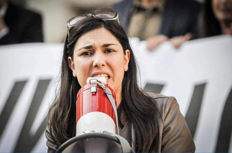 Catalogo dei MILLENNIAL: Giulia Sarti. La tua enciclopedia dei millennial