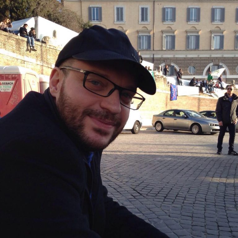 Catalogo dei MILLENNIAL: Lorenzo Fontana. La tua enciclopedia dei millennial