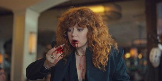 Russian Doll serie tv: le mille morti di una programmatrice di videogiochi