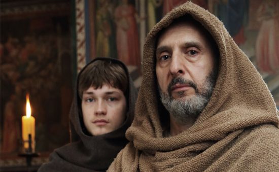 Il nome della rosa riassunto breve per prepararci alla serie tv Rai con Turturro