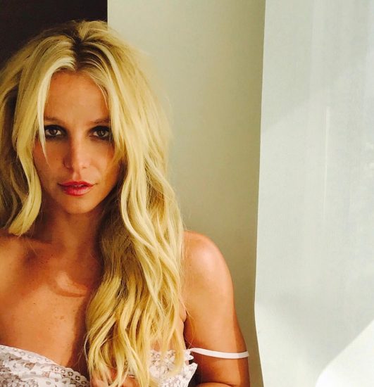 Catalogo dei MILLENNIAL: Britney Spears. La tua enciclopedia dei millennial