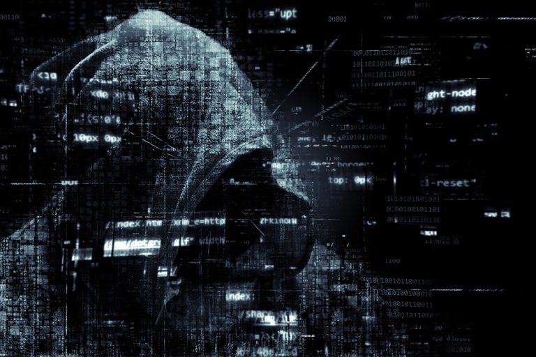 Paranoia dati sensibili: come cancellare le registrazioni vocali da Alexa, Siri ecc