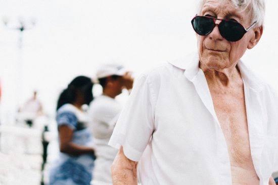 Cari millennial, siete pronti a raccattare i vostri anziani ubriachi e strafatti nella movida spagnola?