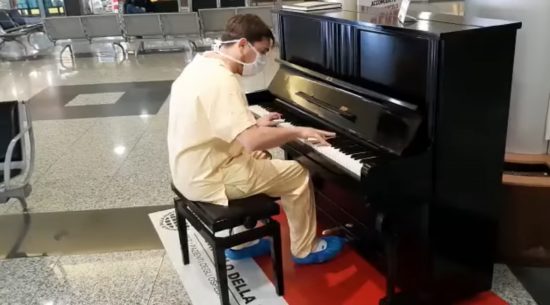 Catalogo dei MILLENNIAL: Christian Mongiardi. La tua enciclopedia dei millennial