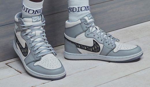 Malati di sneakers a raccolta!  Arrivano le epocali Raffle: Dior x Air Jordan I