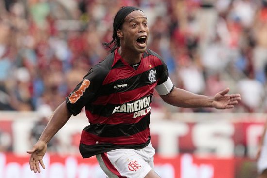 Catalogo dei MILLENNIAL: Ronaldinho. La tua enciclopedia dei millennial