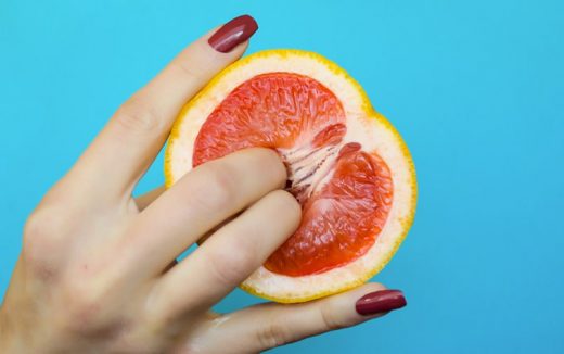 Masturmay ci ricorda che le ragazze Millennial hanno il diritto di essere arrapate