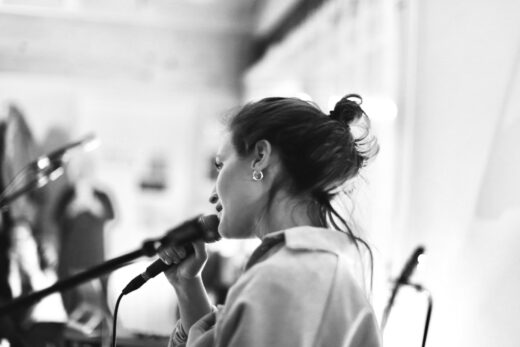 Dai campi di calcio professionistici alla scuola di Amici: Marta Mason e ‘La legge d’attrazione’