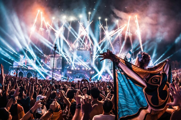 Capodanno con i top dj. Ovviamente in streaming