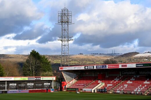Lo spogliatoio del Manchester City è un bar, la Fa Cup regala un’altra perla