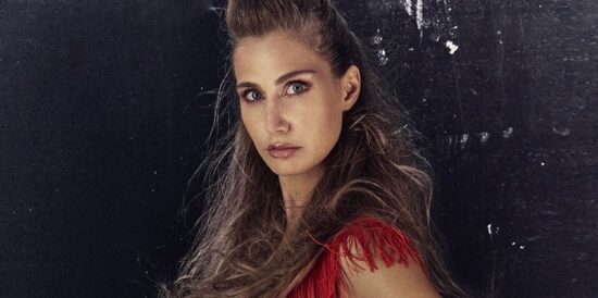 Se due donne si innamorano è ancora un problema? È la storia di Bloody mary di Nora