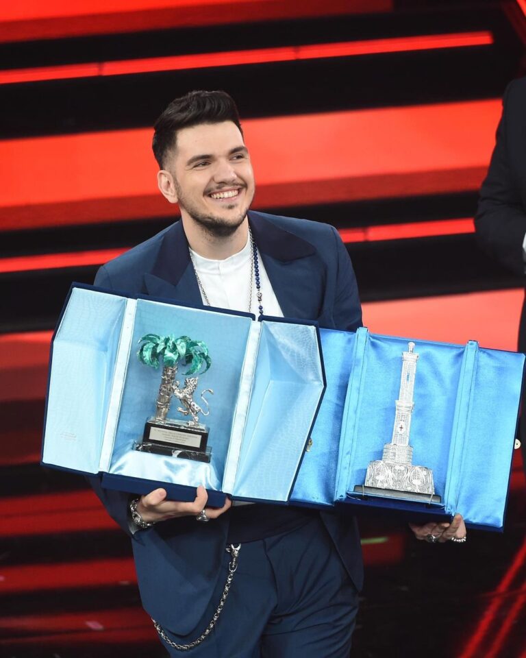 Sanremo 2021: “Polvere da sparo”, testo e significato del brano di Gaudiano