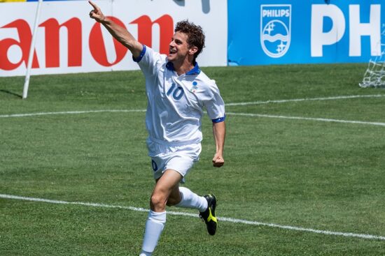 Il Divin Codino e Roberto Baggio: meriti e difetti del film Netflix