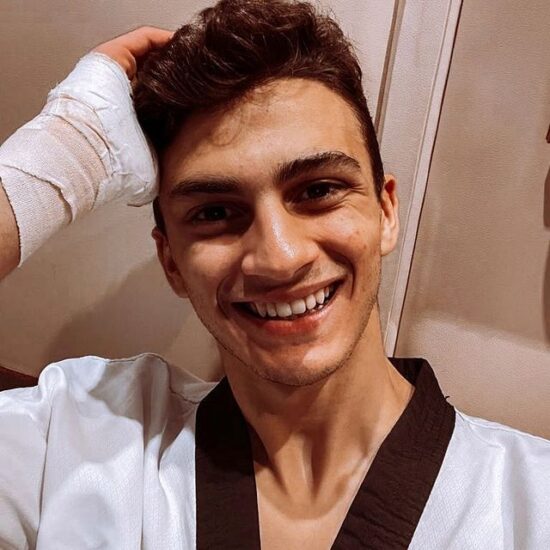 Catalogo dei MILLENNIAL: Vito Dell’Aquila. La tua enciclopedia dei millennial