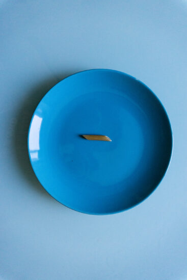 I gen Z reagiscono ai disturbi del comportamento alimentare. La mostra