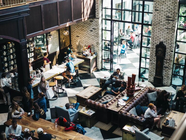 I coffee shops sono i nuovi uffici, luoghi d’elezione per fare networking