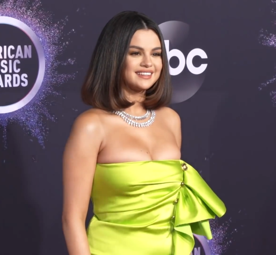 Selena Gomez, Hailey Bieber, Kylie Jenner: il TikTok drama più chiaccherato dei social