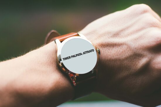 La palpata solo con il timer da 10 secondi: l’ultima stupidità all’italiana