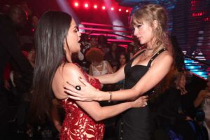 Taylor Swift: in amicizia c’è sostegno, non rivalità. Ecco che cos’è successo agli VMAs 2023