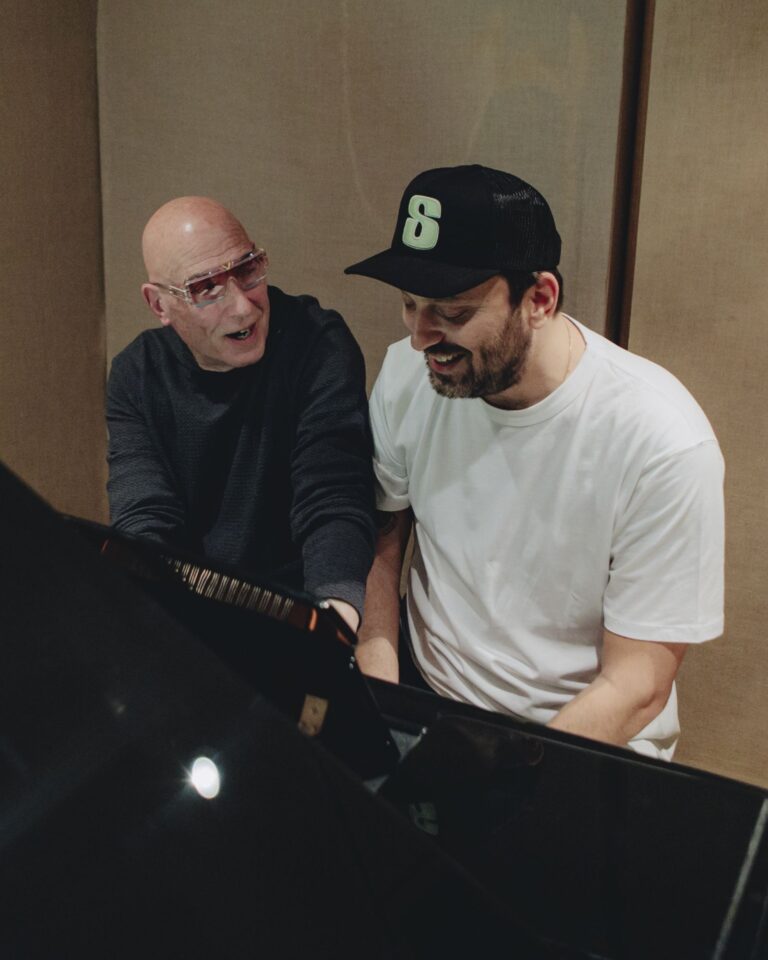 Cesare Cremonini controcorrente: sceglie talenti di vecchie generazioni. Il che gli fa onore